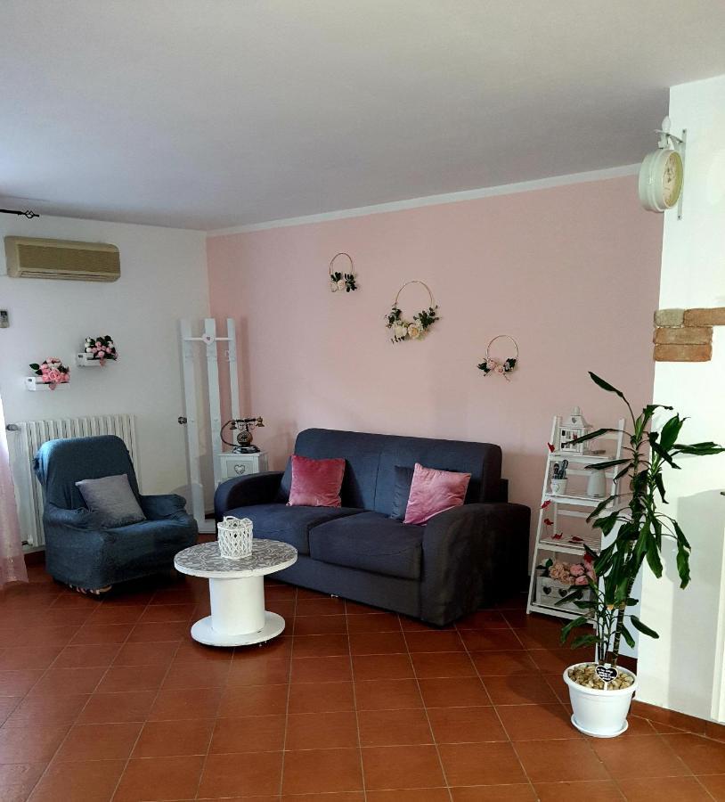 Shabby Chic Rooms Con Cucina E Giardino Privato Pomarico Exterior photo